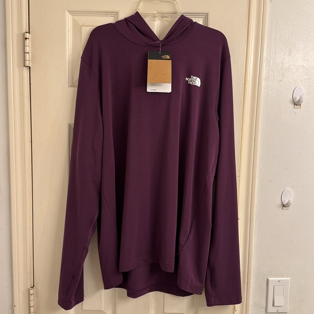The North Face Men’s Longsleeve Shirt - Picture 8 of 11